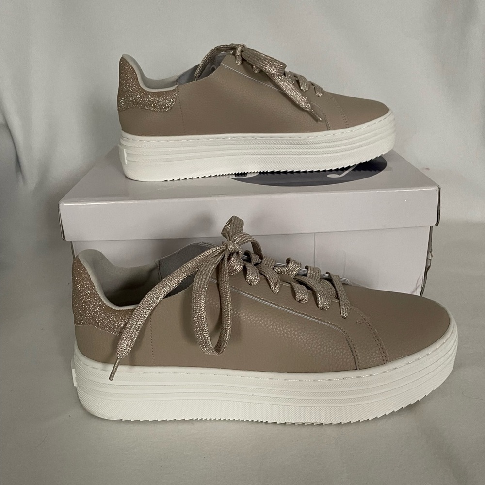 Joy sneakers tan color platform size 9 - Picture 2 of 8